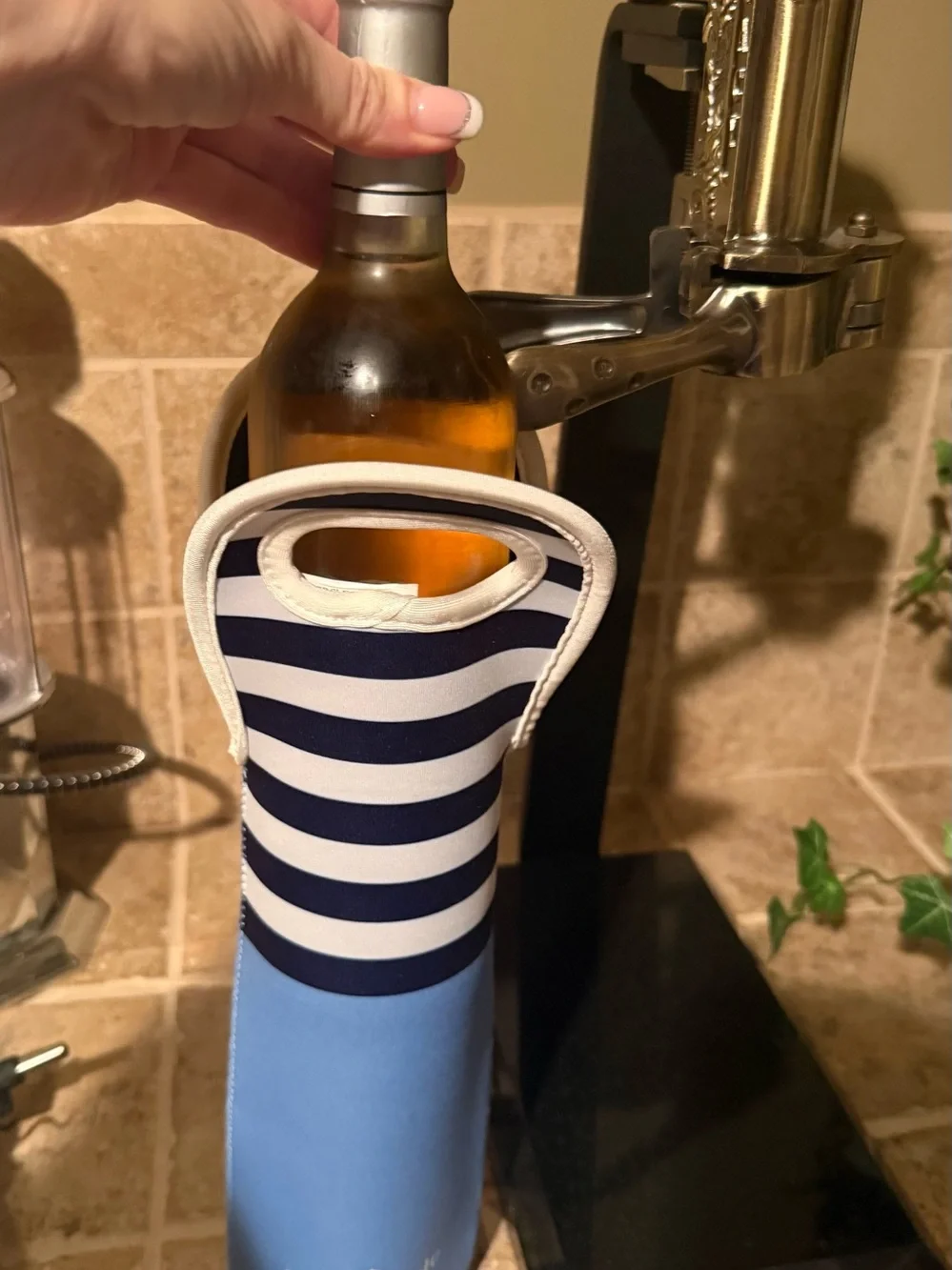 Kate Spade New York Wine Bottle Tote Carrier – New with Tags